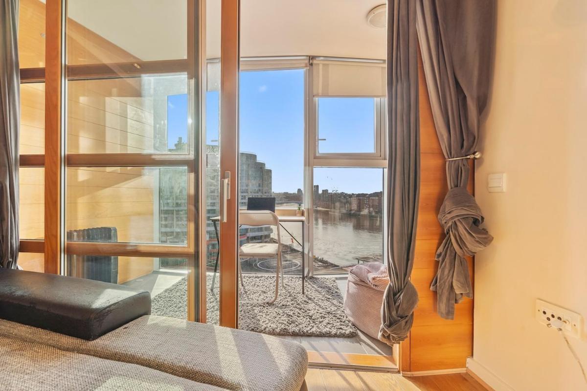 Elegant 1br Battersea Flat With Stunning River Views Appartamento Londra