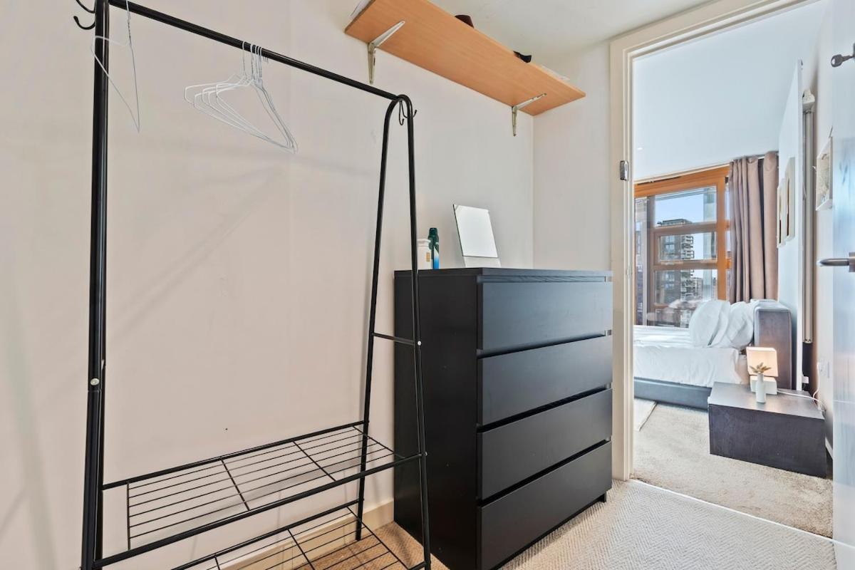 Appartamento Elegant 1br Battersea Flat With Stunning River Views Londra