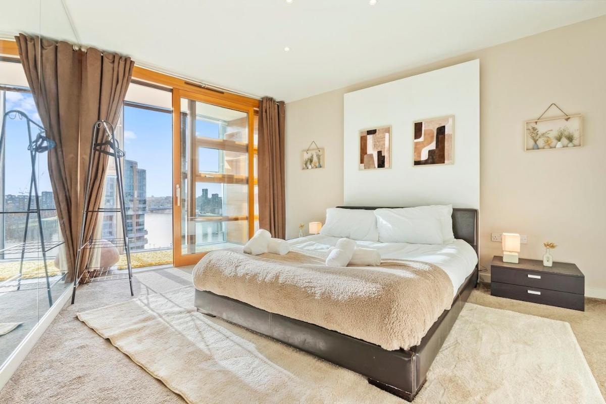 Elegant 1br Battersea Flat With Stunning River Views * Londra